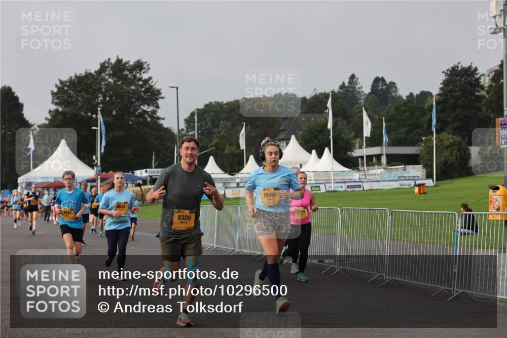 13.09.2026 - Kiel Lauf Andreas Tolksdorf http://msf.ph/oto/10296500 13.09.2026 09:24:54 Kiellinie 1671, 8834, 8389, 8588, 9629 meine-sportfotos.de