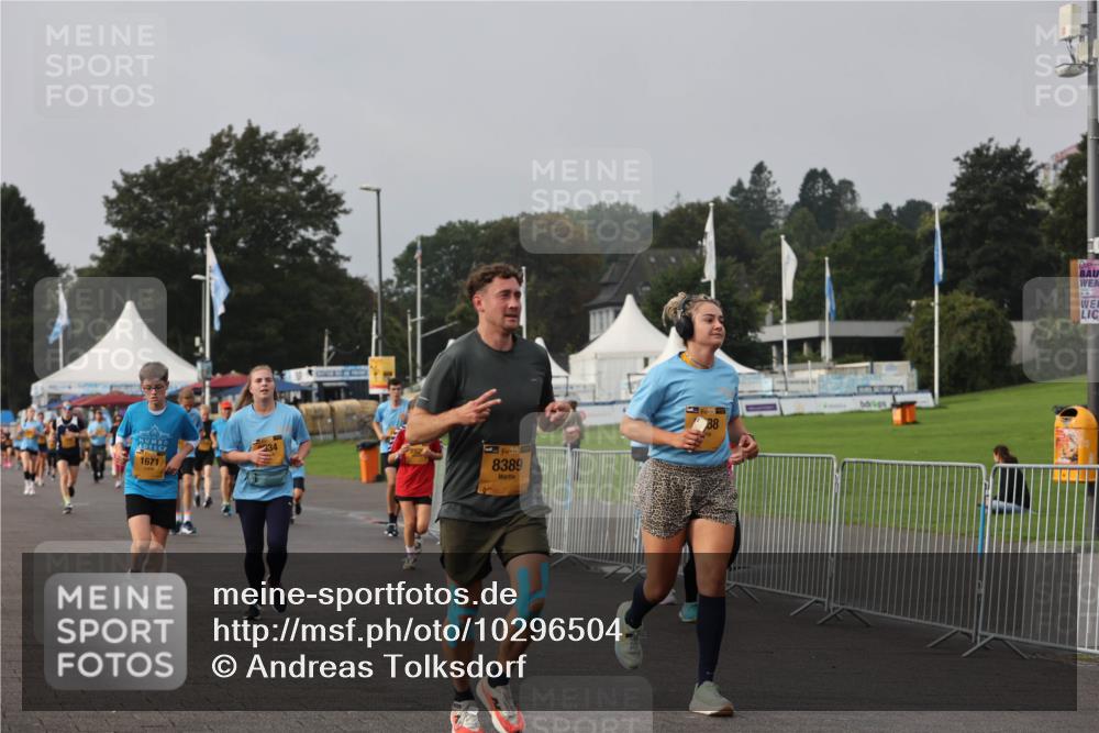 13.09.2026 - Kiel Lauf Andreas Tolksdorf http://msf.ph/oto/10296504 13.09.2026 09:24:55 Kiellinie 1671, 34, 39, 8389, 88 meine-sportfotos.de