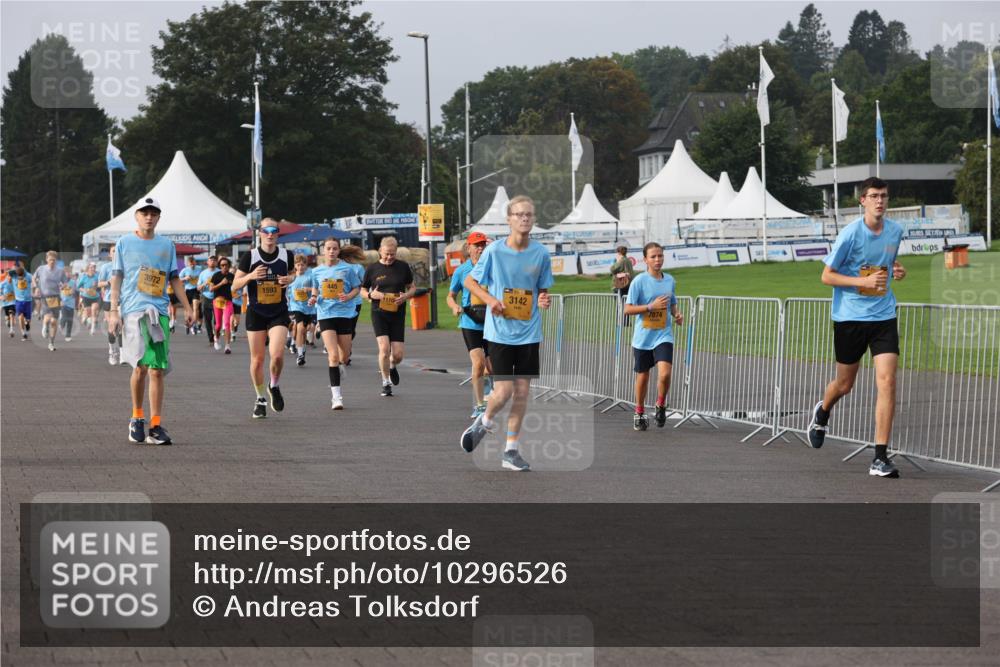 13.09.2026 - Kiel Lauf Andreas Tolksdorf http://msf.ph/oto/10296526 13.09.2026 09:25:00 Kiellinie 3972, 445, 1593, 1110, 3142 meine-sportfotos.de