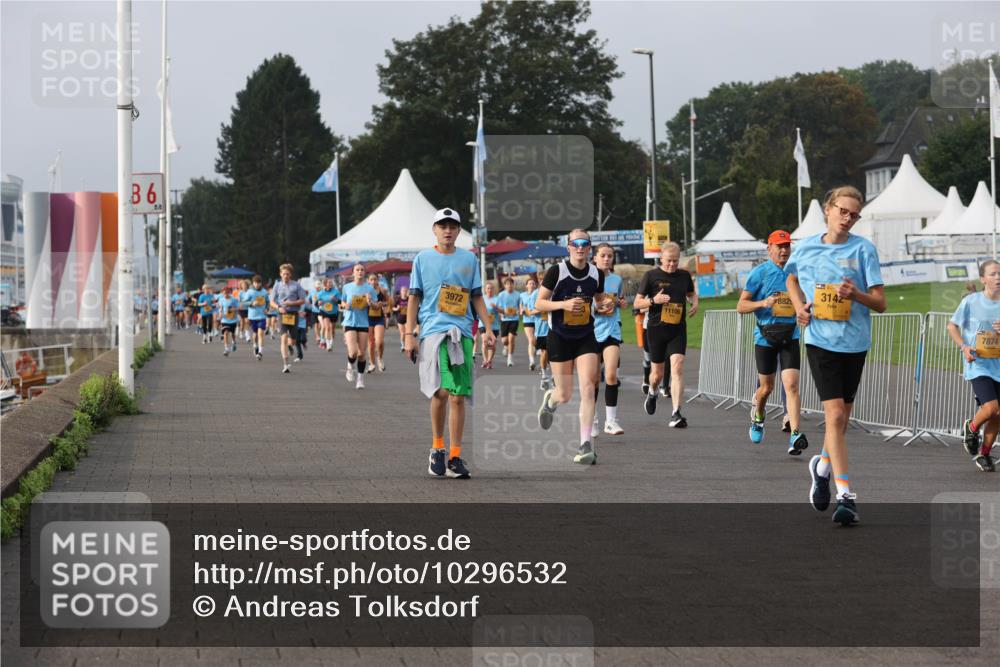 13.09.2026 - Kiel Lauf Andreas Tolksdorf http://msf.ph/oto/10296532 13.09.2026 09:25:01 Kiellinie 6, 3972, 11106, 882, 3142, 7874 meine-sportfotos.de
