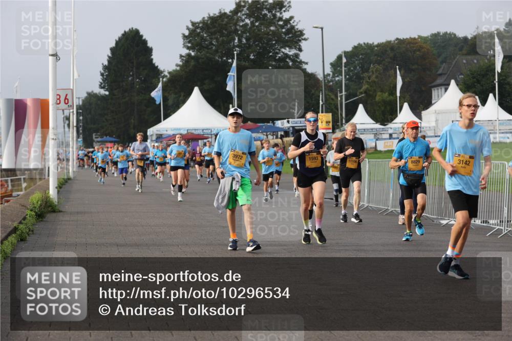 13.09.2026 - Kiel Lauf Andreas Tolksdorf http://msf.ph/oto/10296534 13.09.2026 09:25:01 Kiellinie 6, 3972, 40, 1593, 3142, 8829, 11106 meine-sportfotos.de