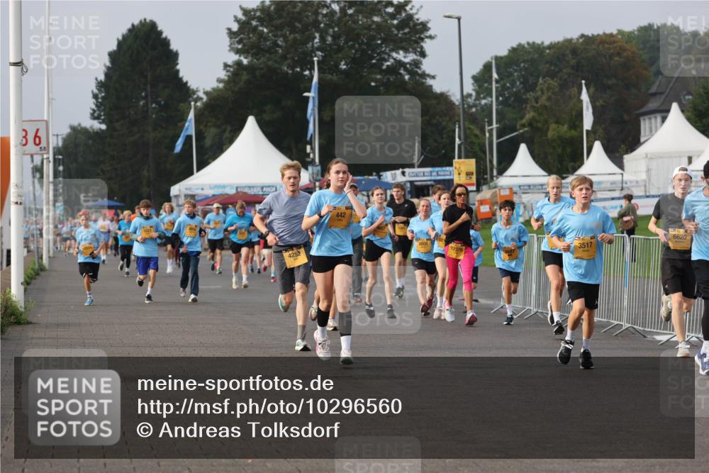 13.09.2026 - Kiel Lauf Andreas Tolksdorf http://msf.ph/oto/10296560 13.09.2026 09:25:07 Kiellinie 36, 4252, 442, 8808, 3517, 12376, 6620 meine-sportfotos.de