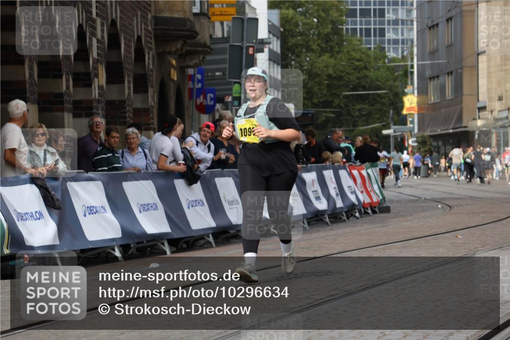 13.09.2026 - 21. swb-Marathon Bremen Strokosch-Dieckow http://msf.ph/oto/10296634 13.09.2026 11:31:11 Ziel 12535 meine-sportfotos.de