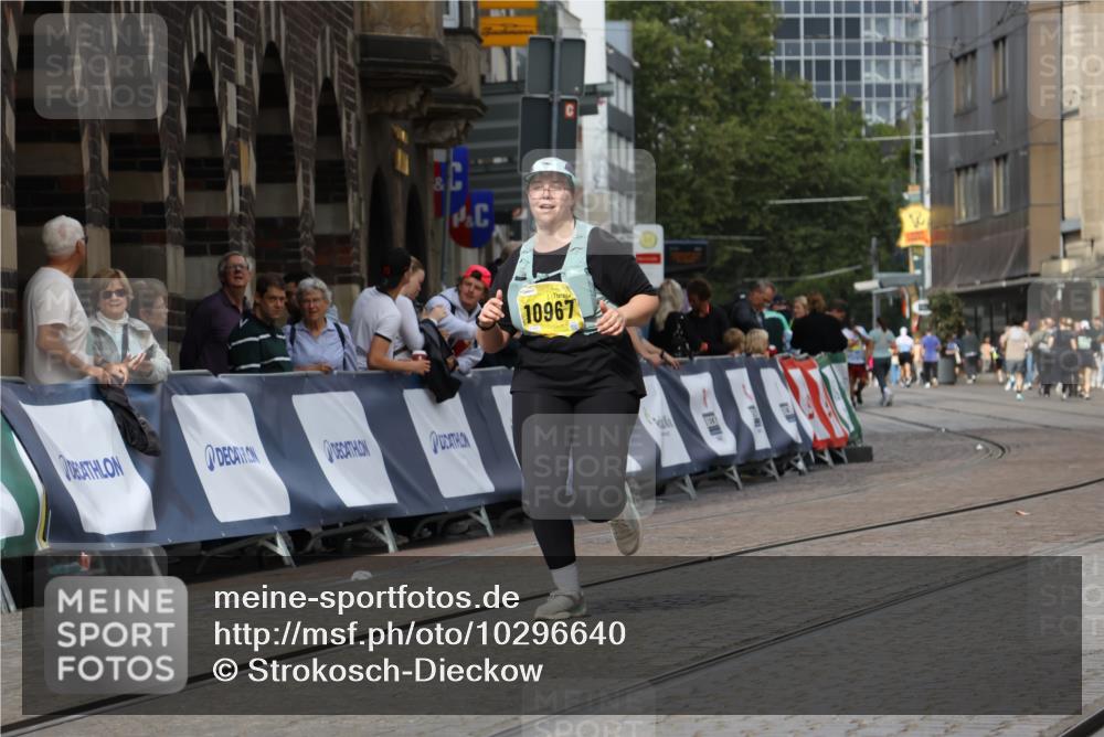 13.09.2026 - 21. swb-Marathon Bremen Strokosch-Dieckow http://msf.ph/oto/10296640 13.09.2026 11:31:11 Ziel 12535 meine-sportfotos.de