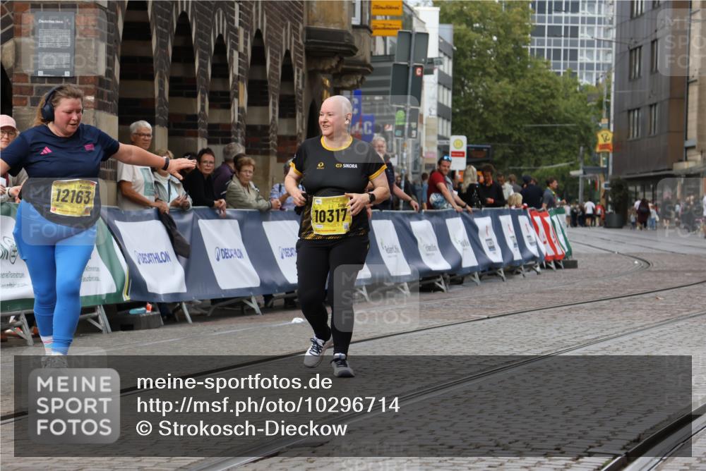 13.09.2026 - 21. swb-Marathon Bremen Strokosch-Dieckow http://msf.ph/oto/10296714 13.09.2026 11:32:00 Ziel 11341 meine-sportfotos.de