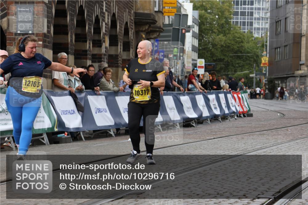 13.09.2026 - 21. swb-Marathon Bremen Strokosch-Dieckow http://msf.ph/oto/10296716 13.09.2026 11:32:00 Ziel 11341 meine-sportfotos.de