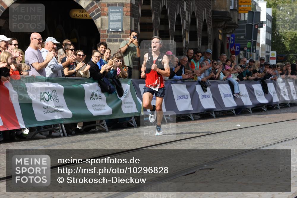 13.09.2026 - 21. swb-Marathon Bremen Strokosch-Dieckow http://msf.ph/oto/10296828 13.09.2026 12:09:40 Ziel 133 meine-sportfotos.de