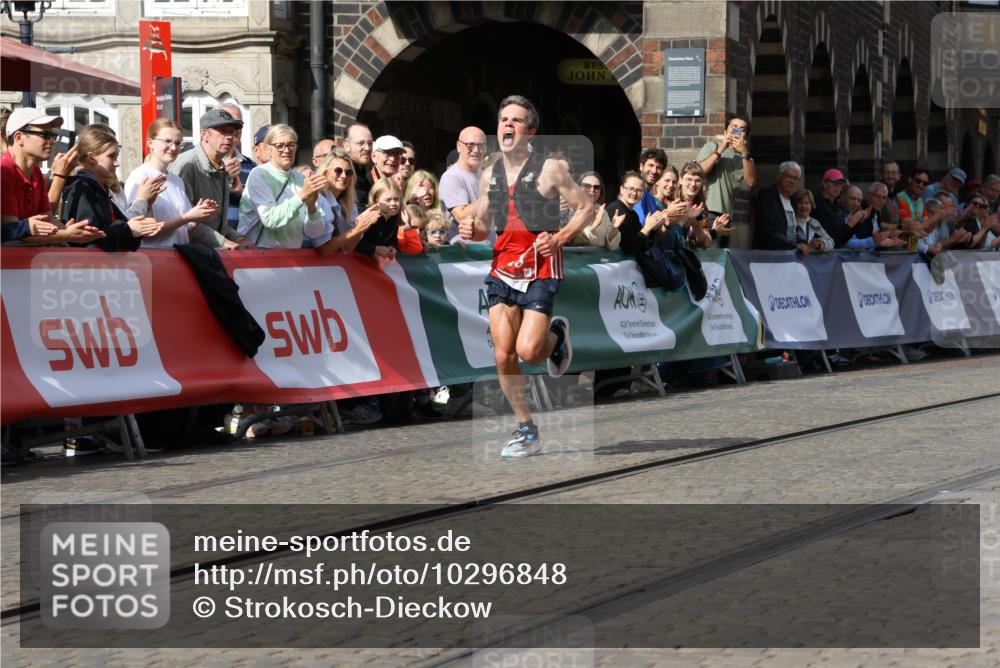 13.09.2026 - 21. swb-Marathon Bremen Strokosch-Dieckow http://msf.ph/oto/10296848 13.09.2026 12:09:41 Ziel 133 meine-sportfotos.de