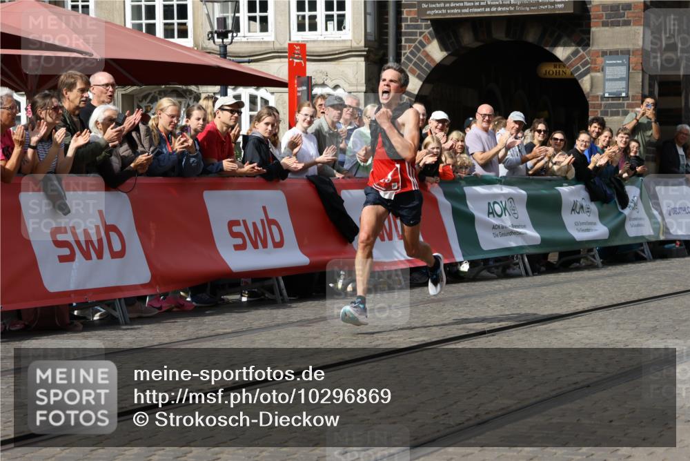 13.09.2026 - 21. swb-Marathon Bremen Strokosch-Dieckow http://msf.ph/oto/10296869 13.09.2026 12:09:42 Ziel 133 meine-sportfotos.de