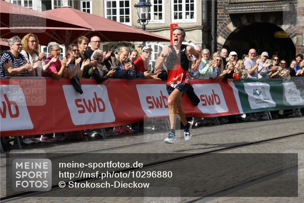 13.09.2026 - 21. swb-Marathon Bremen Strokosch-Dieckow http://msf.ph/oto/10296880 13.09.2026 12:09:42 Ziel 133 meine-sportfotos.de