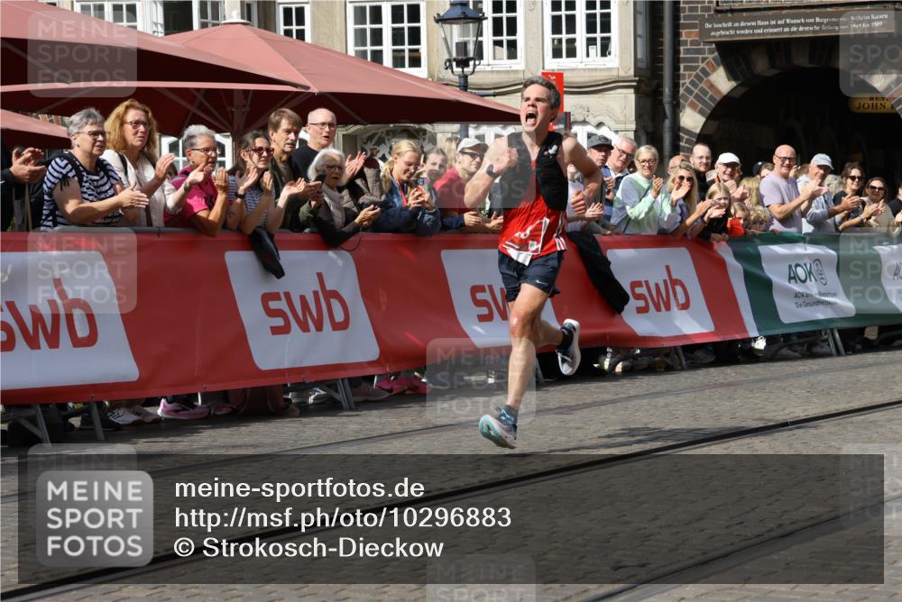 13.09.2026 - 21. swb-Marathon Bremen Strokosch-Dieckow http://msf.ph/oto/10296883 13.09.2026 12:09:42 Ziel 133 meine-sportfotos.de
