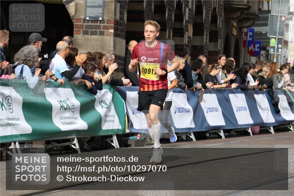 13.09.2026 - 21. swb-Marathon Bremen Strokosch-Dieckow http://msf.ph/oto/10297070 13.09.2026 10:48:46 Ziel 10231, 10269, 10421, 10426, 10489, 10538, 10638, 10770, 10814, 10993, 11135, 11196, 11241, 11582, 11611, 11683, 11815, 11837, 12259, 13570, 10253, 10293, 10566, 11885, 12027, 12204, 12350, 13512, 13555 meine-sportfotos.de