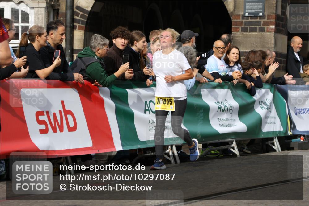 13.09.2026 - 21. swb-Marathon Bremen Strokosch-Dieckow http://msf.ph/oto/10297087 13.09.2026 10:48:48 Ziel 10231, 10269, 10421, 10426, 10489, 10538, 10638, 10770, 10814, 10917, 10993, 11135, 11196, 11582, 11611, 11683, 11815, 11837, 12259, 13570, 10253, 10293, 10566, 11891, 12027, 12204, 12350, 13512, 13555 meine-sportfotos.de