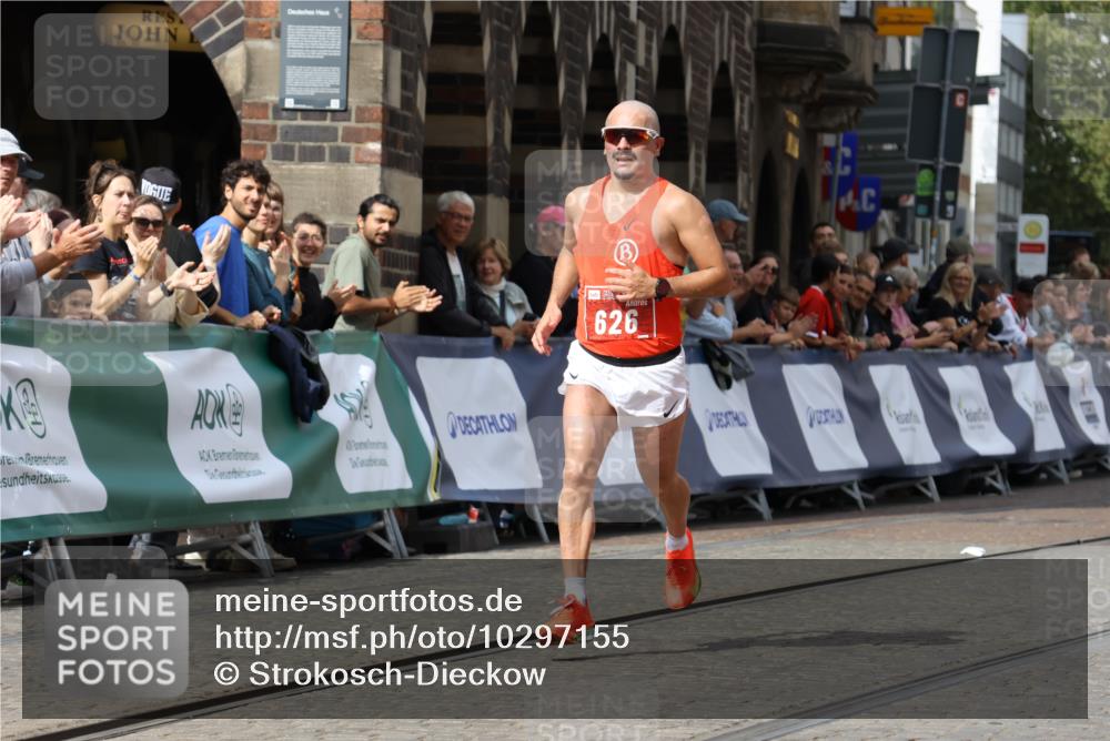 13.09.2026 - 21. swb-Marathon Bremen Strokosch-Dieckow http://msf.ph/oto/10297155 13.09.2026 12:21:23 Ziel 626 meine-sportfotos.de