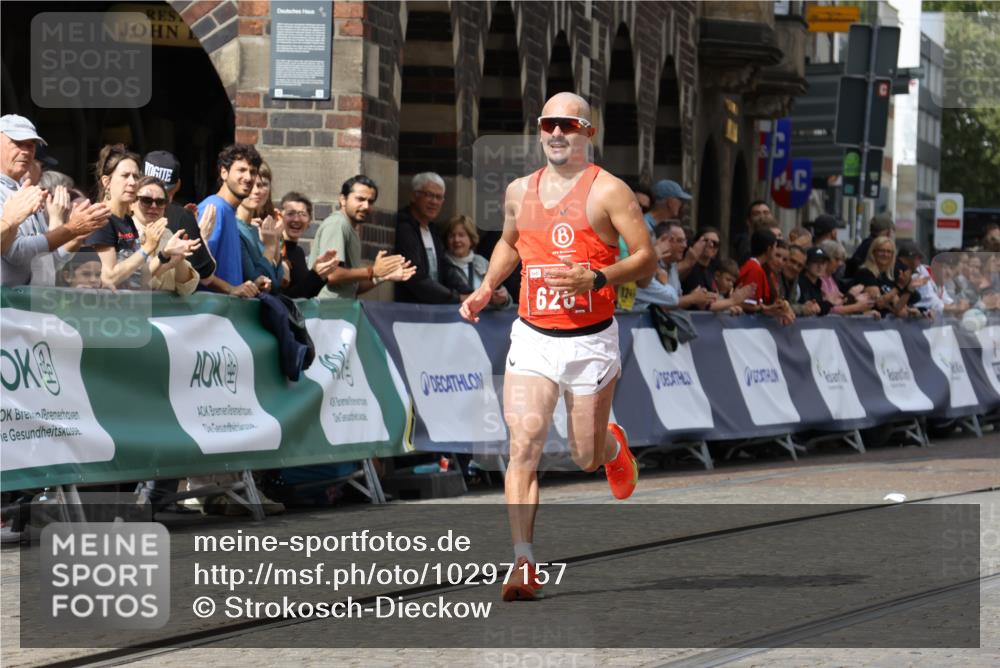 13.09.2026 - 21. swb-Marathon Bremen Strokosch-Dieckow http://msf.ph/oto/10297157 13.09.2026 12:21:23 Ziel 626 meine-sportfotos.de