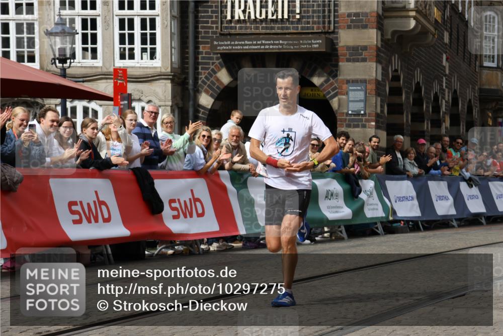 13.09.2026 - 21. swb-Marathon Bremen Strokosch-Dieckow http://msf.ph/oto/10297275 13.09.2026 12:22:26 Ziel 1681, 176 meine-sportfotos.de