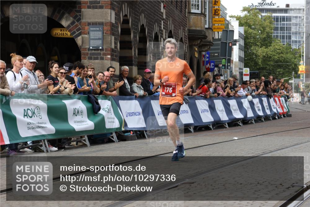 13.09.2026 - 21. swb-Marathon Bremen Strokosch-Dieckow http://msf.ph/oto/10297336 13.09.2026 12:23:00 Ziel 176 meine-sportfotos.de