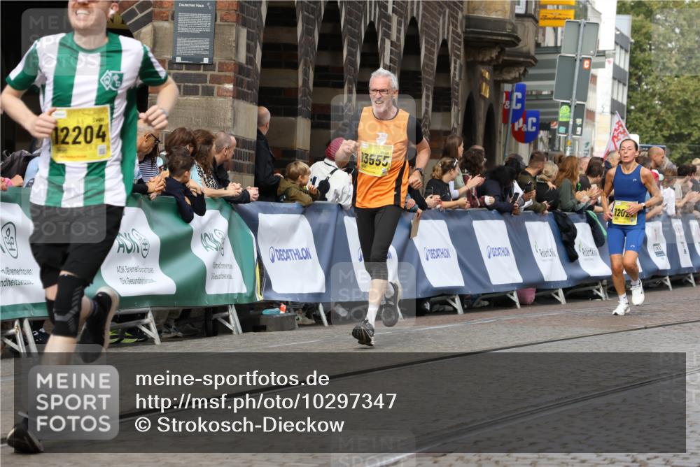 13.09.2026 - 21. swb-Marathon Bremen Strokosch-Dieckow http://msf.ph/oto/10297347 13.09.2026 10:49:04 Ziel 10538, 10815, 10917, 10993, 11196, 11372, 11611, 11885, 12204, 13512, 10294, 10392, 10514, 10655, 11316, 11567, 11896, 11984, 12132, 12149, 12450, 12529, 13577 meine-sportfotos.de