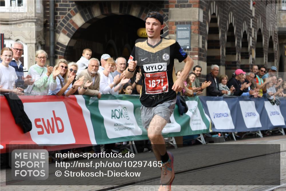 13.09.2026 - 21. swb-Marathon Bremen Strokosch-Dieckow http://msf.ph/oto/10297465 13.09.2026 12:26:19 Ziel 1671 meine-sportfotos.de
