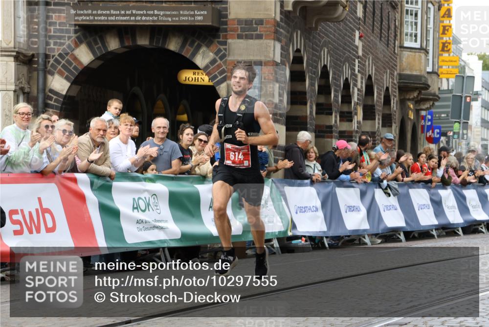 13.09.2026 - 21. swb-Marathon Bremen Strokosch-Dieckow http://msf.ph/oto/10297555 13.09.2026 12:28:45 Ziel 443, 614, 2054, 317, 796, 1046 meine-sportfotos.de