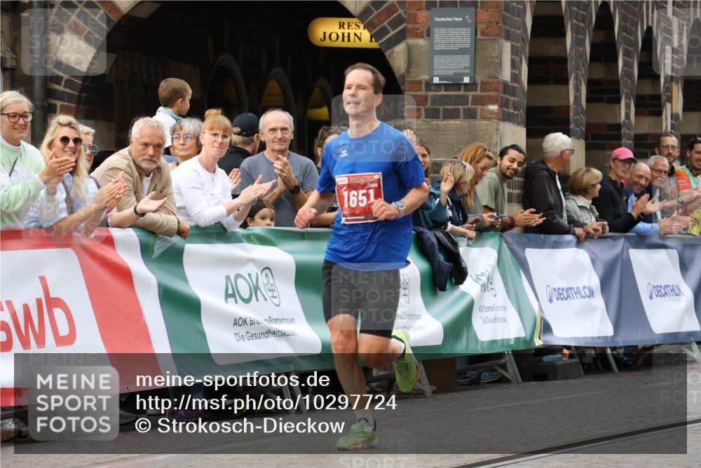 13.09.2026 - 21. swb-Marathon Bremen Strokosch-Dieckow http://msf.ph/oto/10297724 13.09.2026 12:29:44 Ziel 1651 meine-sportfotos.de