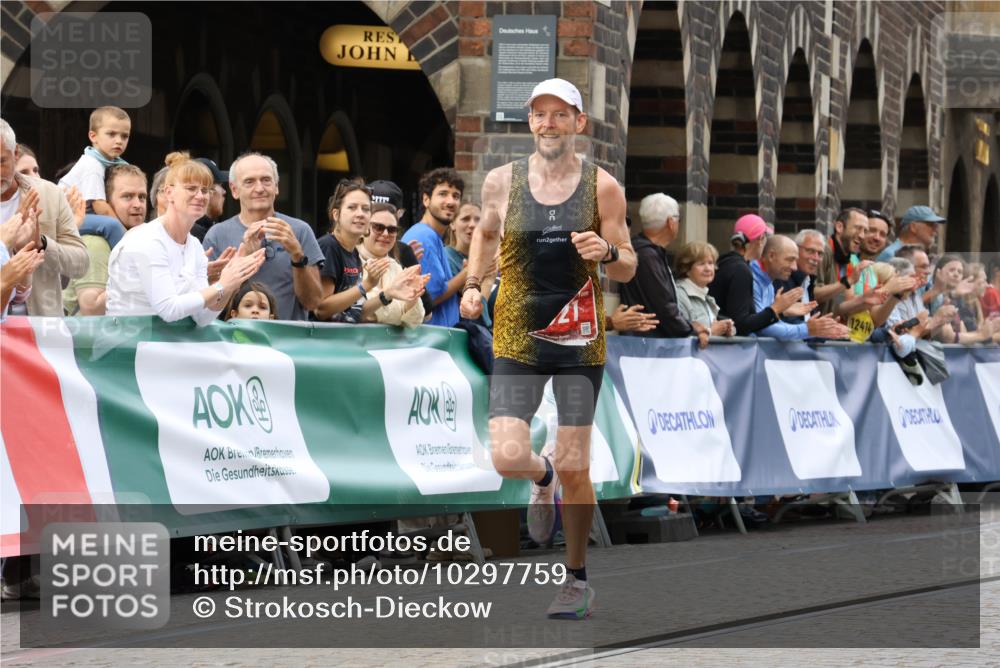 13.09.2026 - 21. swb-Marathon Bremen Strokosch-Dieckow http://msf.ph/oto/10297759 13.09.2026 12:30:02 Ziel 821 meine-sportfotos.de
