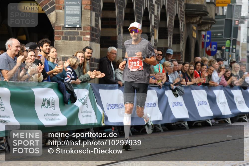 13.09.2026 - 21. swb-Marathon Bremen Strokosch-Dieckow http://msf.ph/oto/10297939 13.09.2026 12:34:18 Ziel 1192, 1154, 1997 meine-sportfotos.de