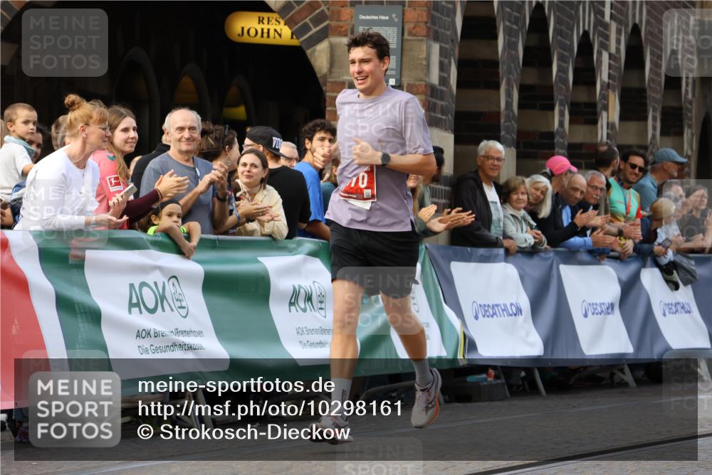 13.09.2026 - 21. swb-Marathon Bremen Strokosch-Dieckow http://msf.ph/oto/10298161 13.09.2026 12:36:25 Ziel 1670 meine-sportfotos.de