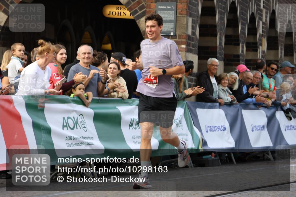 13.09.2026 - 21. swb-Marathon Bremen Strokosch-Dieckow http://msf.ph/oto/10298163 13.09.2026 12:36:25 Ziel 1670 meine-sportfotos.de