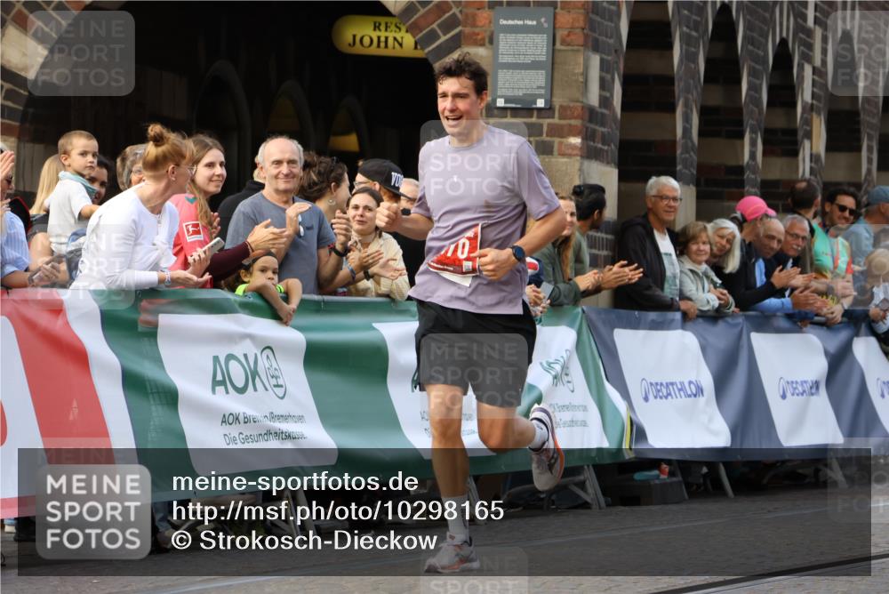 13.09.2026 - 21. swb-Marathon Bremen Strokosch-Dieckow http://msf.ph/oto/10298165 13.09.2026 12:36:25 Ziel 1670 meine-sportfotos.de