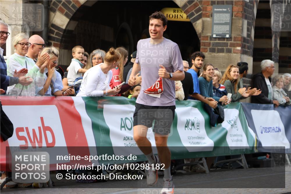 13.09.2026 - 21. swb-Marathon Bremen Strokosch-Dieckow http://msf.ph/oto/10298182 13.09.2026 12:36:25 Ziel 1670 meine-sportfotos.de