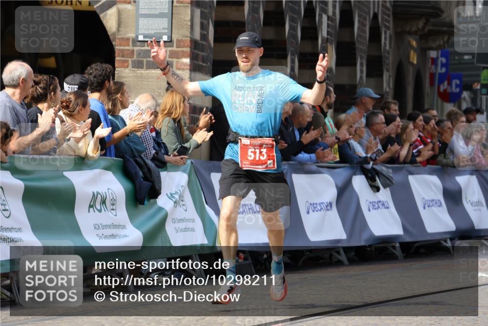 13.09.2026 - 21. swb-Marathon Bremen Strokosch-Dieckow http://msf.ph/oto/10298211 13.09.2026 12:37:46 Ziel 513, 1957 meine-sportfotos.de