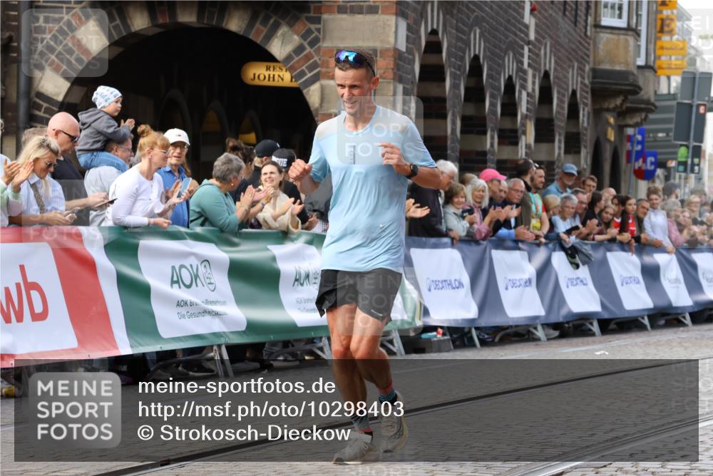 13.09.2026 - 21. swb-Marathon Bremen Strokosch-Dieckow http://msf.ph/oto/10298403 13.09.2026 12:41:35 Ziel 634, 129 meine-sportfotos.de