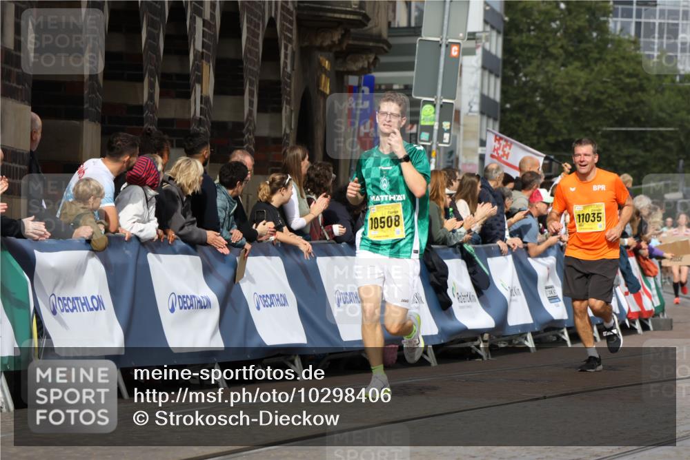 13.09.2026 - 21. swb-Marathon Bremen Strokosch-Dieckow http://msf.ph/oto/10298406 13.09.2026 10:49:57 Ziel 10709, 10739, 10835, 10910, 11007, 11092, 11191, 11635, 11717, 10452, 10876, 11111, 11128, 11415, 12240, 12510 meine-sportfotos.de
