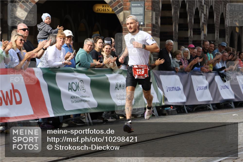 13.09.2026 - 21. swb-Marathon Bremen Strokosch-Dieckow http://msf.ph/oto/10298421 13.09.2026 12:42:10 Ziel 129 meine-sportfotos.de