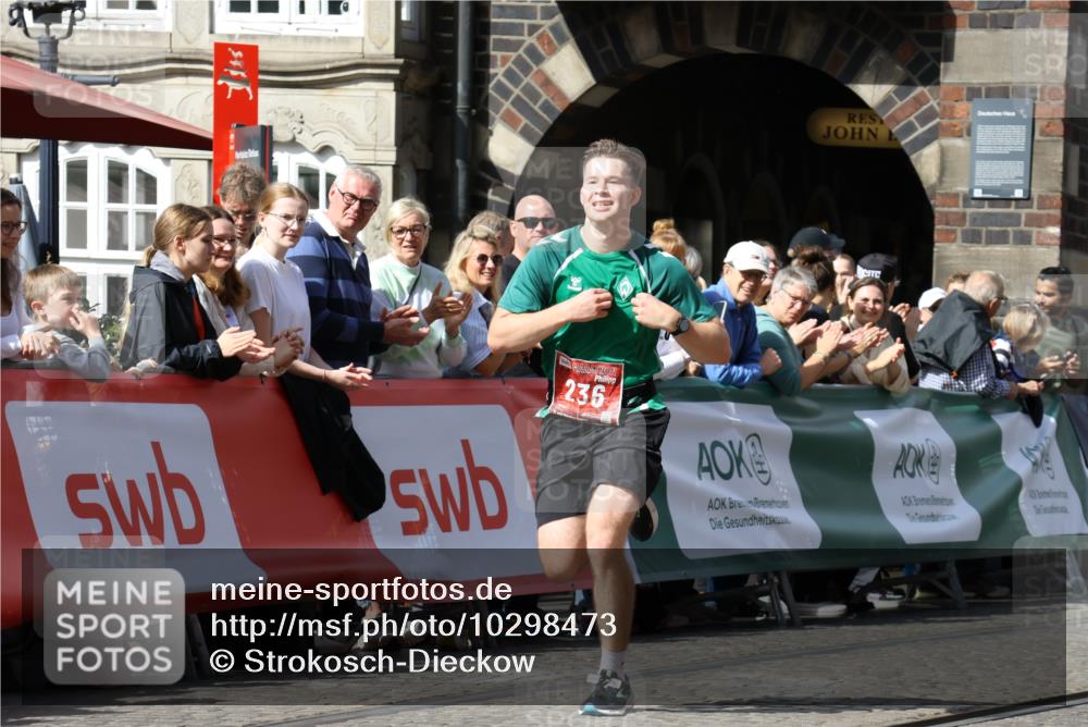 13.09.2026 - 21. swb-Marathon Bremen Strokosch-Dieckow http://msf.ph/oto/10298473 13.09.2026 12:43:11 Ziel 236 meine-sportfotos.de