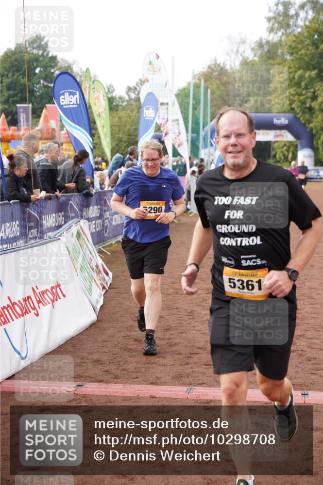 13.09.2026 - Airport Race Dennis Weichert http://msf.ph/oto/10298708 13.09.2026 10:36:00 Ziel 5304, 5361, 5384 meine-sportfotos.de