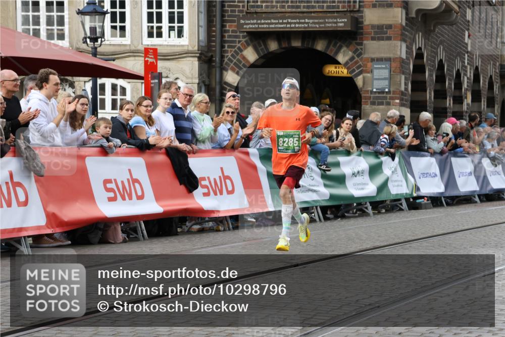 13.09.2026 - 21. swb-Marathon Bremen Strokosch-Dieckow http://msf.ph/oto/10298796 13.09.2026 12:44:59 Ziel 289, 6485, 322, 1187, 1544, 1840 meine-sportfotos.de