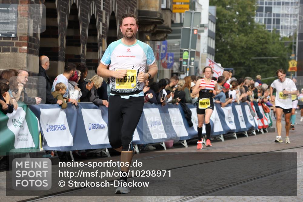 13.09.2026 - 21. swb-Marathon Bremen Strokosch-Dieckow http://msf.ph/oto/10298971 13.09.2026 10:50:10 Ziel 10452, 10508, 10593, 10709, 10966, 11005, 11007, 11035, 11183, 12380, 10170, 10233, 10923, 11111, 11178, 11497, 11499, 11622, 11680, 12045, 12269, 13562 meine-sportfotos.de
