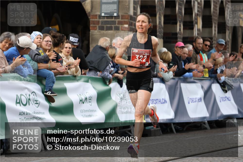13.09.2026 - 21. swb-Marathon Bremen Strokosch-Dieckow http://msf.ph/oto/10299053 13.09.2026 12:45:29 Ziel 322, 814, 1187, 1544, 1840, 8285, 2032 meine-sportfotos.de