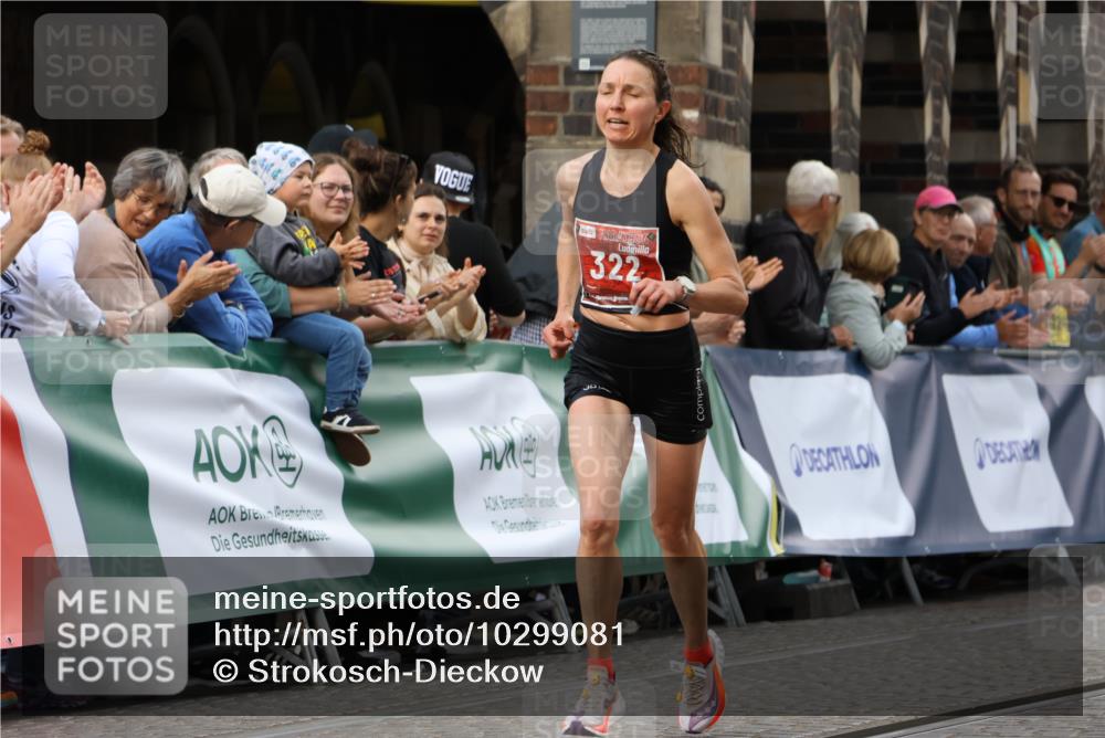 13.09.2026 - 21. swb-Marathon Bremen Strokosch-Dieckow http://msf.ph/oto/10299081 13.09.2026 12:45:29 Ziel 322, 814, 1187, 1544, 1840, 8285, 2032 meine-sportfotos.de