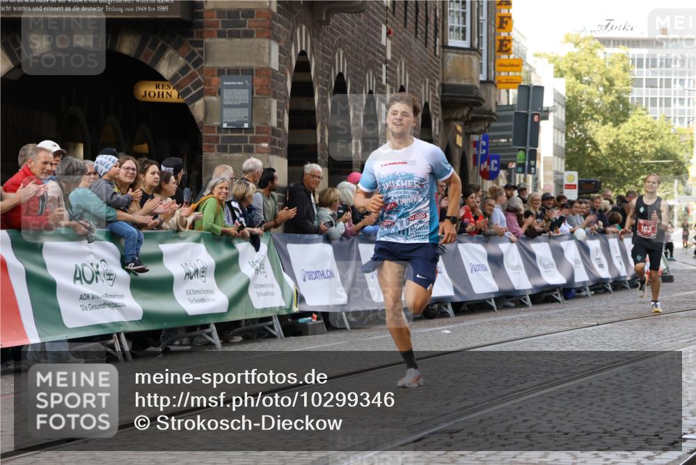 13.09.2026 - 21. swb-Marathon Bremen Strokosch-Dieckow http://msf.ph/oto/10299346 13.09.2026 12:46:35 Ziel 103, 1352, 8044, 238, 574, 841, 1391 meine-sportfotos.de