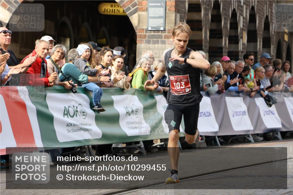 13.09.2026 - 21. swb-Marathon Bremen Strokosch-Dieckow http://msf.ph/oto/10299455 13.09.2026 12:46:38 Ziel 103, 1352, 1525, 8044, 574, 841 meine-sportfotos.de