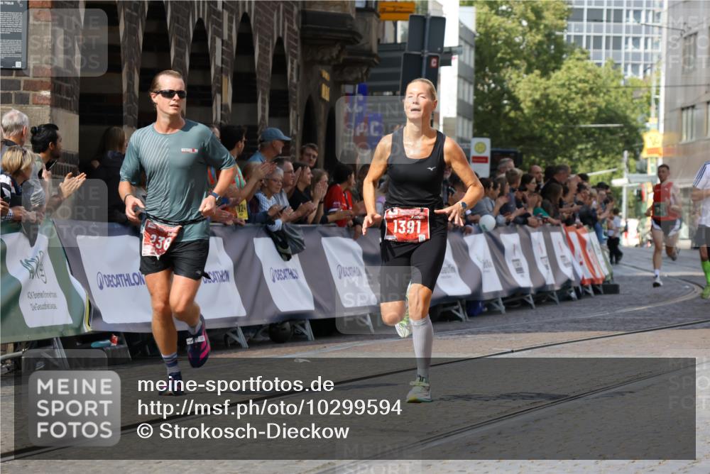 13.09.2026 - 21. swb-Marathon Bremen Strokosch-Dieckow http://msf.ph/oto/10299594 13.09.2026 12:47:01 Ziel 238, 574, 841, 1391, 649, 7741 meine-sportfotos.de