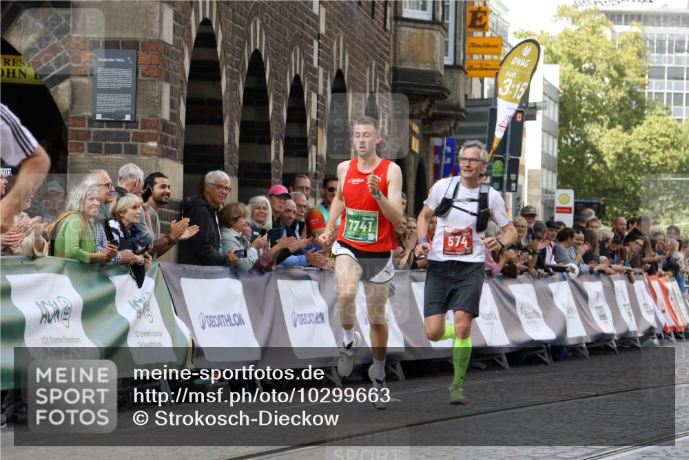 13.09.2026 - 21. swb-Marathon Bremen Strokosch-Dieckow http://msf.ph/oto/10299663 13.09.2026 12:47:07 Ziel 238, 574, 841, 1391, 7741 meine-sportfotos.de