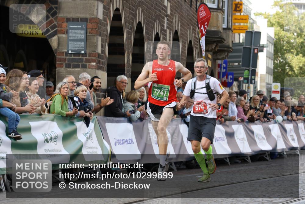 13.09.2026 - 21. swb-Marathon Bremen Strokosch-Dieckow http://msf.ph/oto/10299699 13.09.2026 12:47:07 Ziel 238, 574, 841, 1391, 7741 meine-sportfotos.de