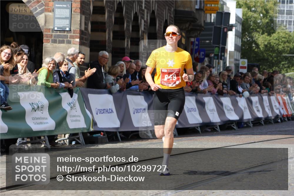 13.09.2026 - 21. swb-Marathon Bremen Strokosch-Dieckow http://msf.ph/oto/10299727 13.09.2026 12:47:30 Ziel 649, 7741, 991, 1161, 1783 meine-sportfotos.de