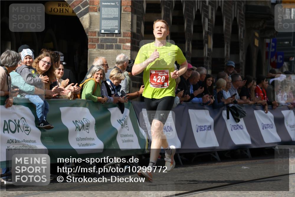13.09.2026 - 21. swb-Marathon Bremen Strokosch-Dieckow http://msf.ph/oto/10299772 13.09.2026 12:47:53 Ziel 420, 1161, 1783, 358, 447 meine-sportfotos.de