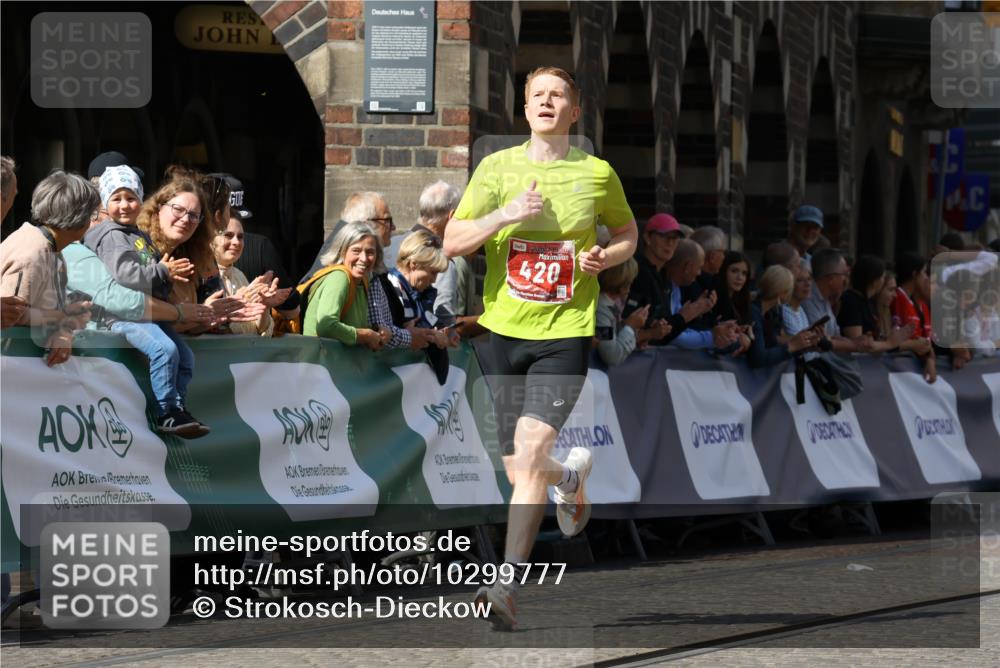 13.09.2026 - 21. swb-Marathon Bremen Strokosch-Dieckow http://msf.ph/oto/10299777 13.09.2026 12:47:53 Ziel 420, 1161, 1783, 358, 447 meine-sportfotos.de