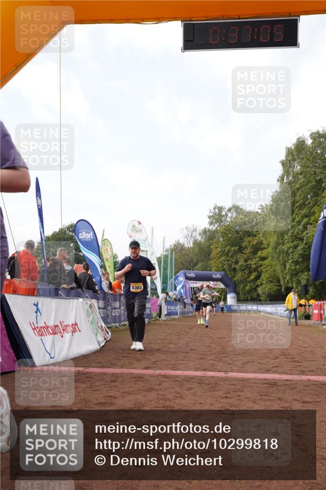 13.09.2026 - Airport Race Dennis Weichert http://msf.ph/oto/10299818 13.09.2026 10:37:38 Ziel 5176, 5214, 5303, 5397, 5405 meine-sportfotos.de